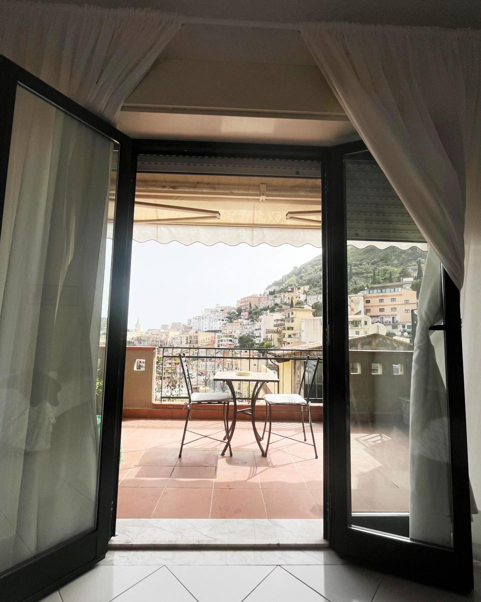 Suite Gardenia Taormina Exteriör bild